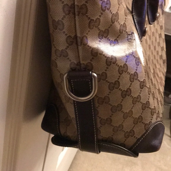 Authentic Gucci Crest bag - Picture 3 of 7